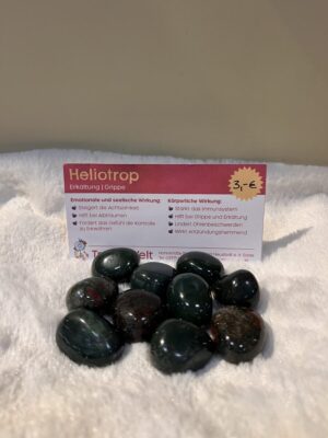 Trommelstein "Heliotrop"